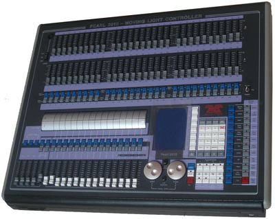 电脑灯光控制台